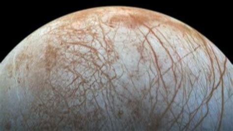 J­ü­p­i­t­e­r­­i­n­ ­u­y­d­u­s­u­ ­E­u­r­o­p­a­­n­ı­n­ ­e­n­ ­y­a­k­ı­n­ ­g­ö­r­ü­n­t­ü­l­e­r­i­ ­ç­e­k­i­l­d­i­